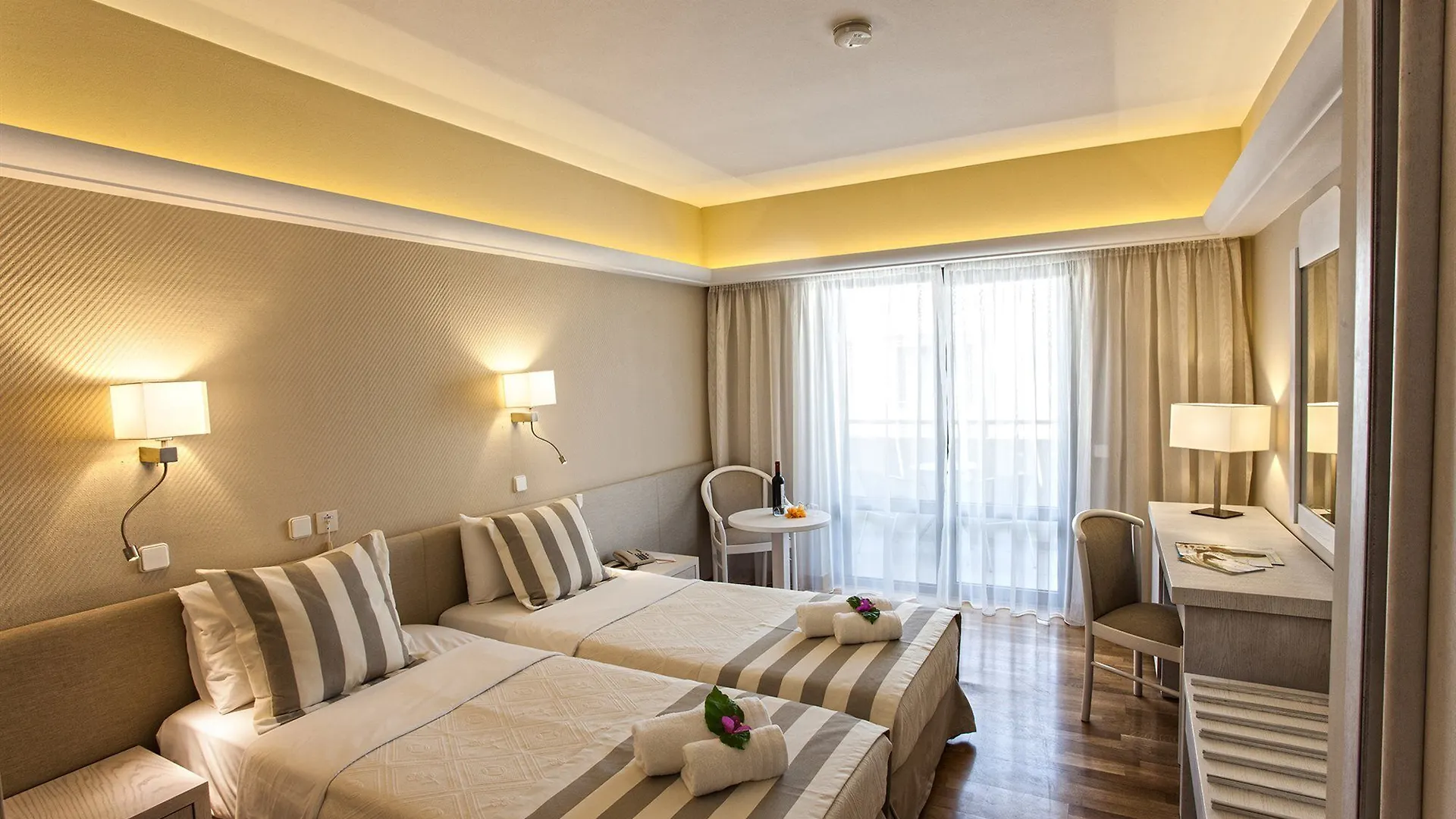 Aegean Pearl Hotel Rethymno  Resort Rethymno (Crete)